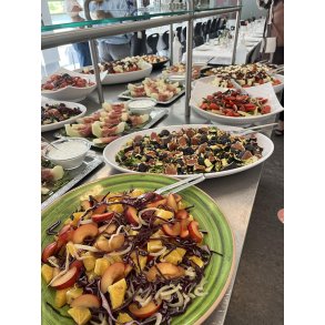 F�llesspisning og f�llessang i Sundhedscenteret